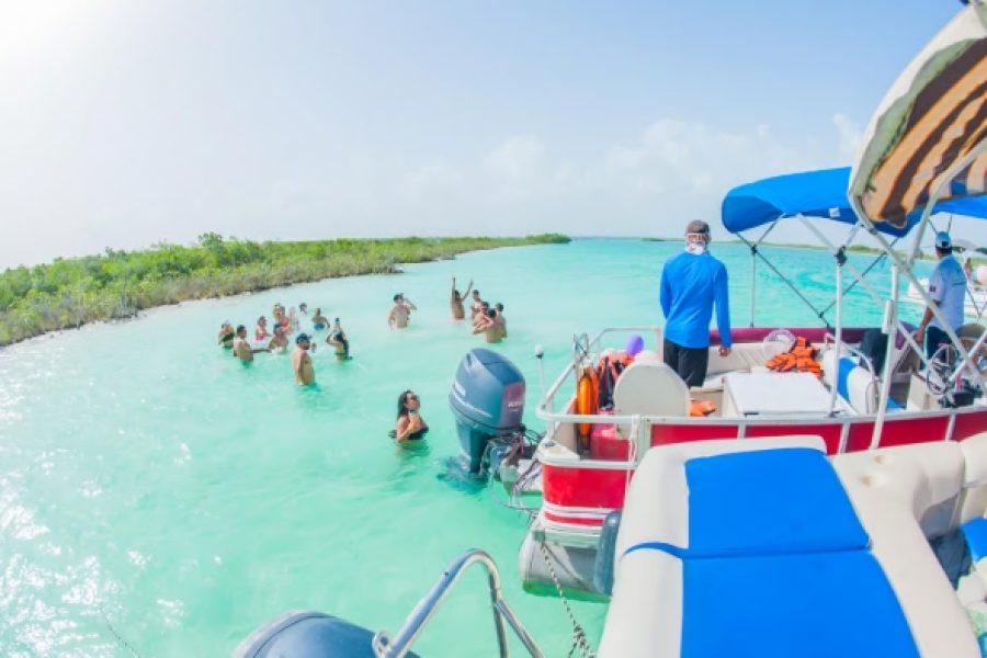 private cruise lagoon 7 color costa maya
